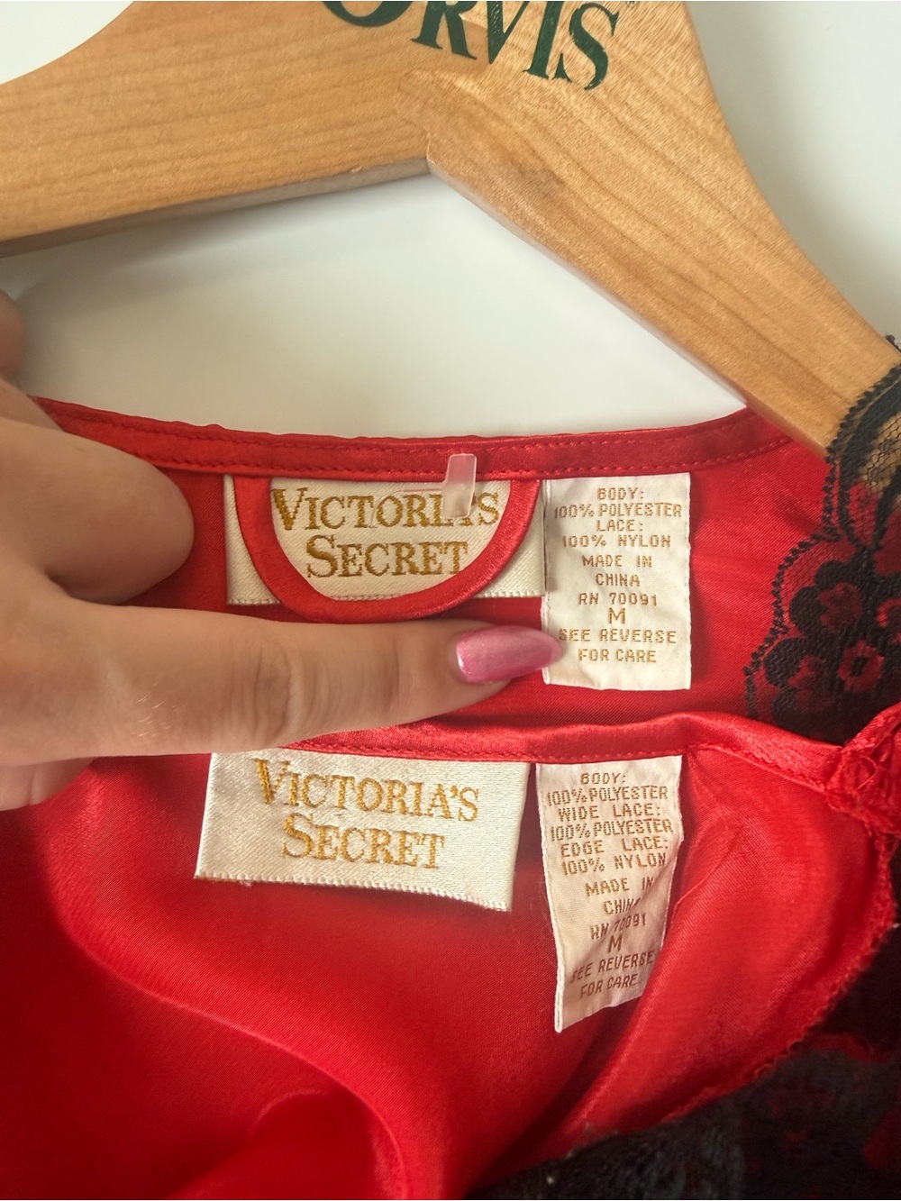 Victoria’s Secret Vintage Valentine’s Day Rare Red Heart Set w/ Robe & Chemise - Picture 9 of 13